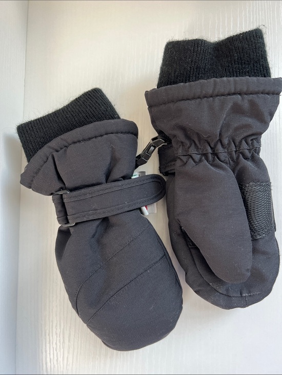 3M Thinsulate | Black Kids Mittens Size 2T/3T